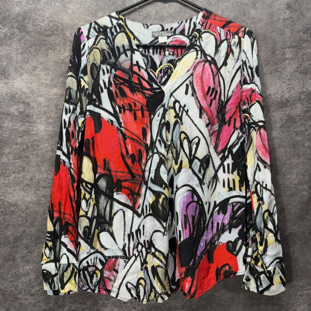 Simply Art by Dolcezza Abstract Heart Print Top Womens S White Red Graffiti